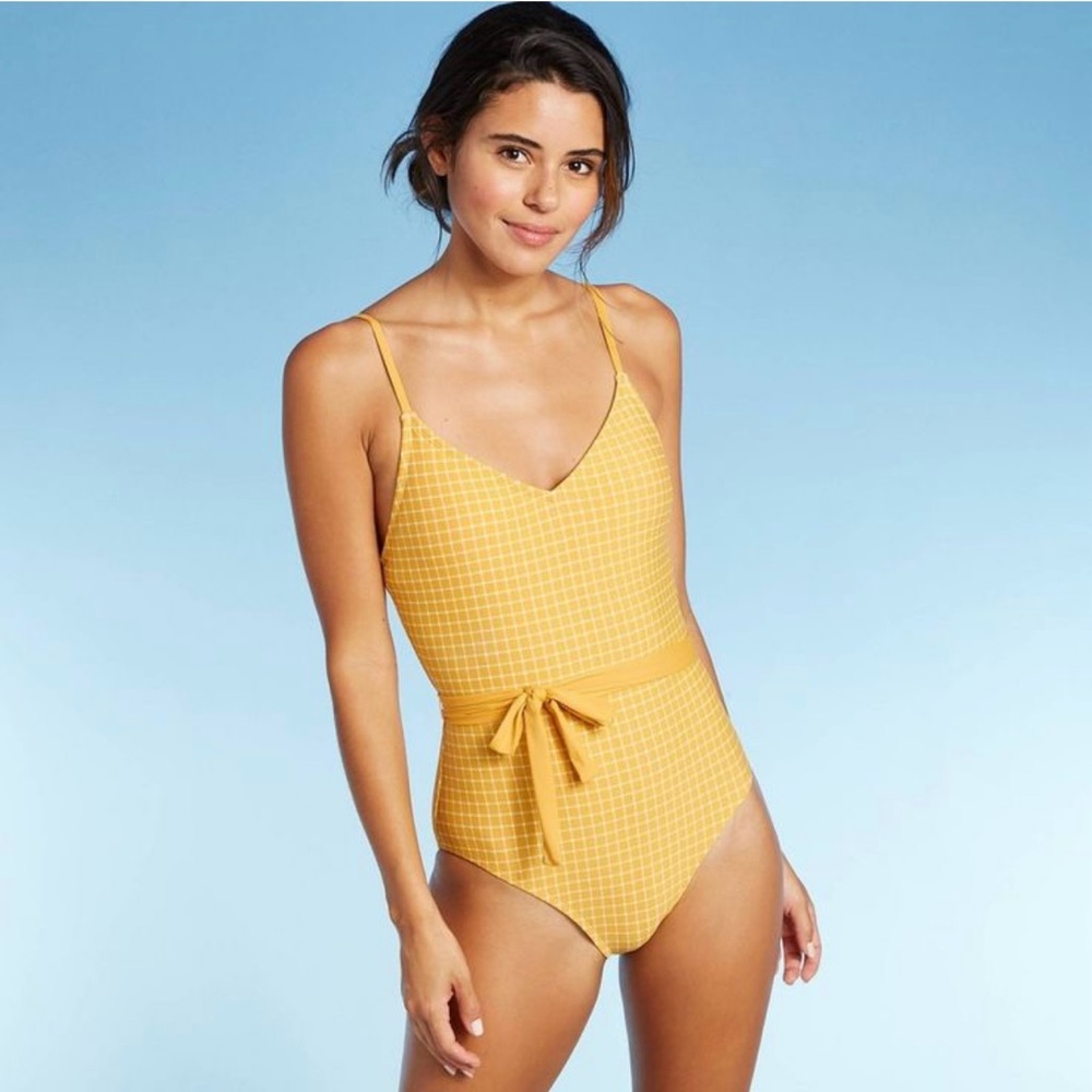 Sea Angel Yellow and White One Piece Belted Swimsuit Size‎ Large